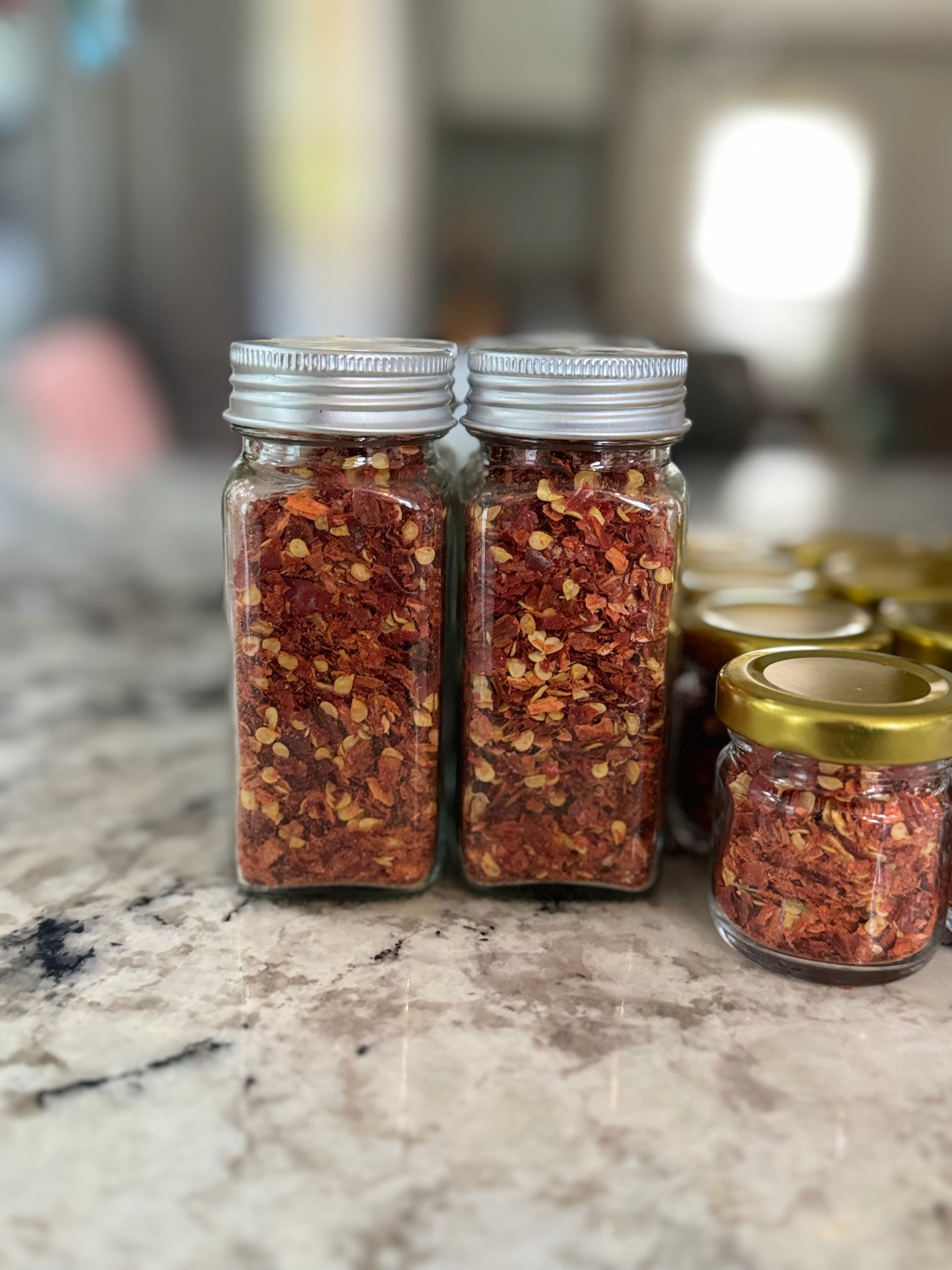 Crushed red pepper - small